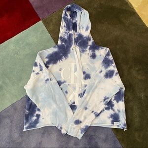 Calvin Klein tie dye blue and white hoodie sweatshirt